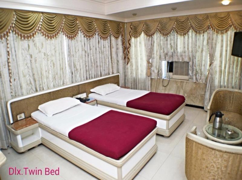 Hotel Ashwin Mumbai Bagian luar foto