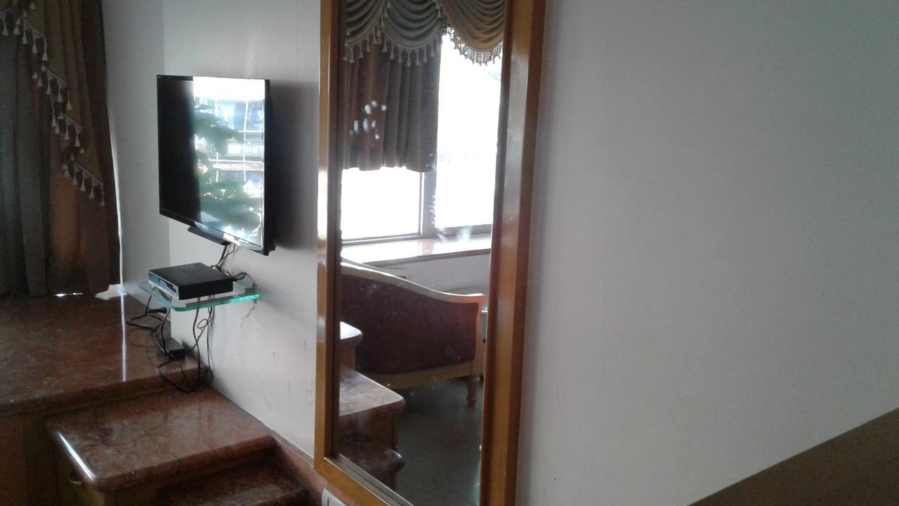Hotel Ashwin Mumbai Bagian luar foto