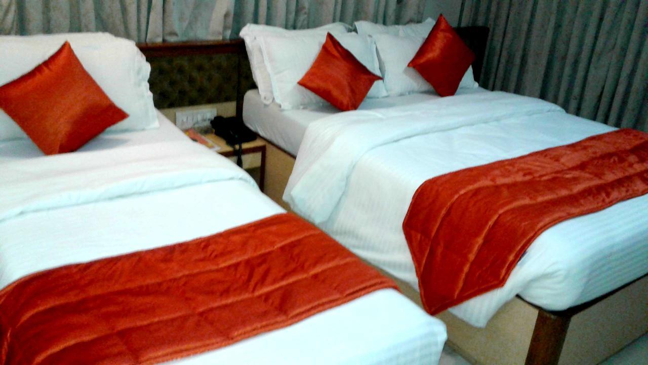Hotel Ashwin Mumbai Bagian luar foto
