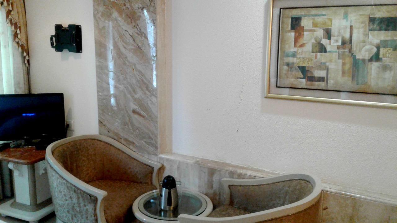 Hotel Ashwin Mumbai Bagian luar foto