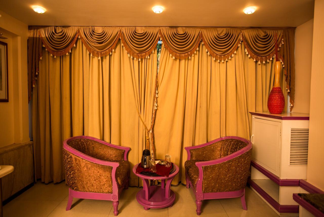 Hotel Ashwin Mumbai Bagian luar foto