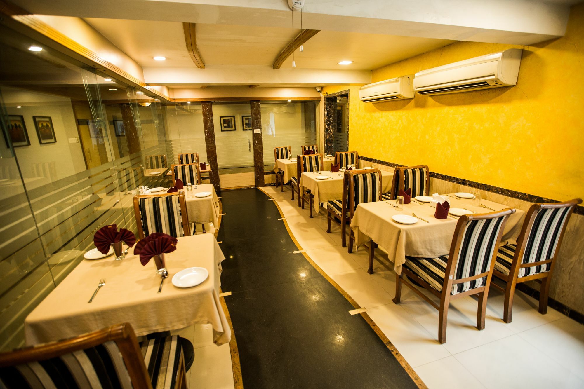 Hotel Ashwin Mumbai Bagian luar foto