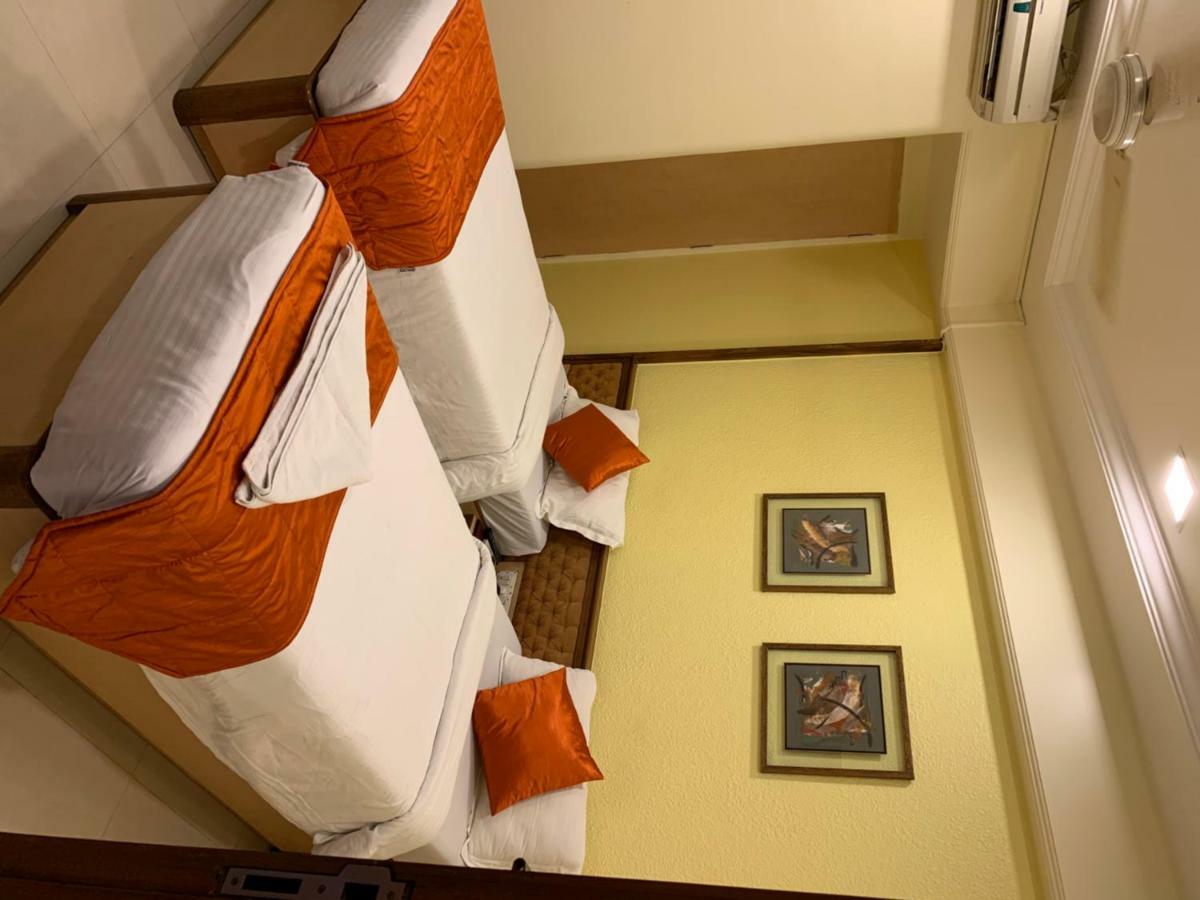 Hotel Ashwin Mumbai Bagian luar foto